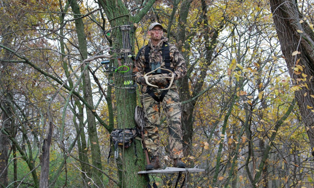 Hunting Tips: 7 Times You Must Be On Stand During The Rut